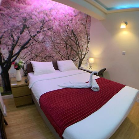 Barking Hotel Kültér fotó