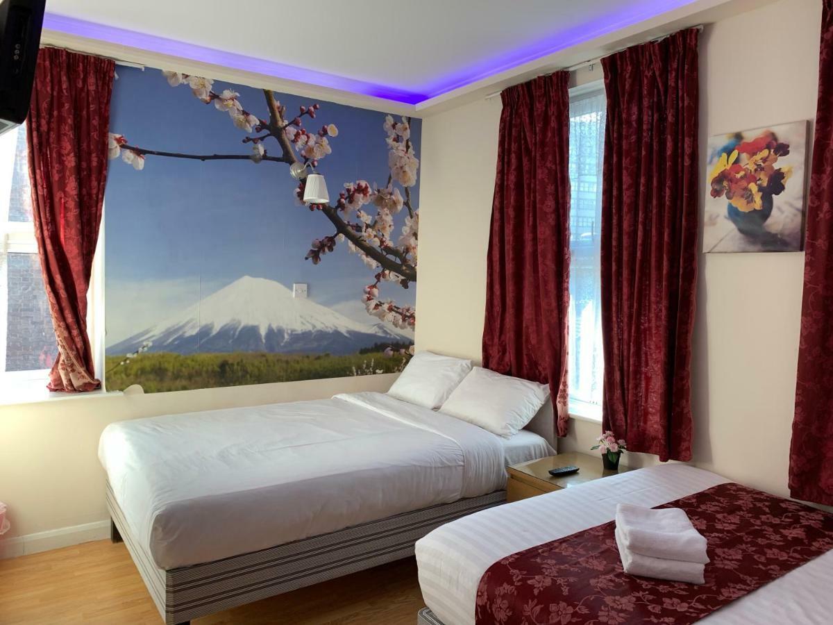Barking Hotel Kültér fotó