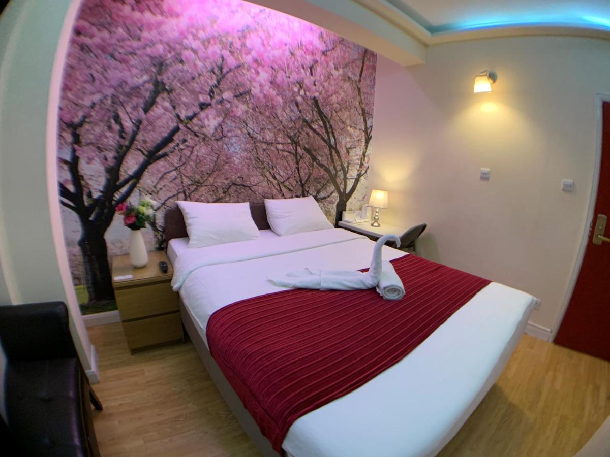Barking Hotel Kültér fotó